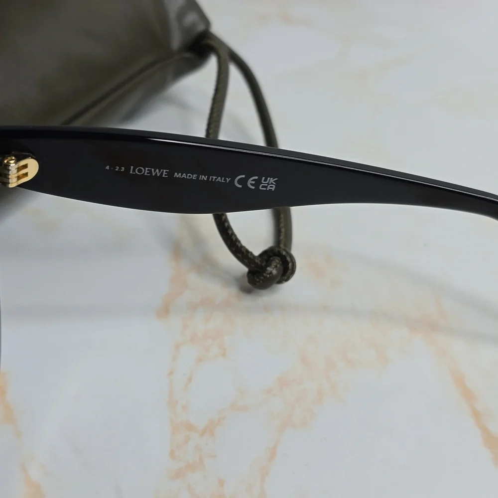 Loewe Curvy Oversized Black Sunglasses New With Case And Cloth
